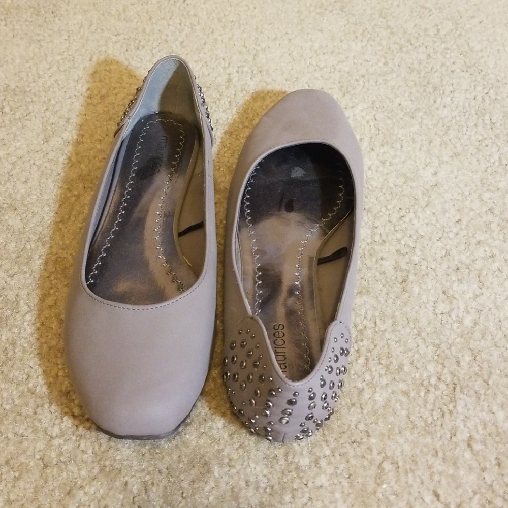 Gray/studded flats